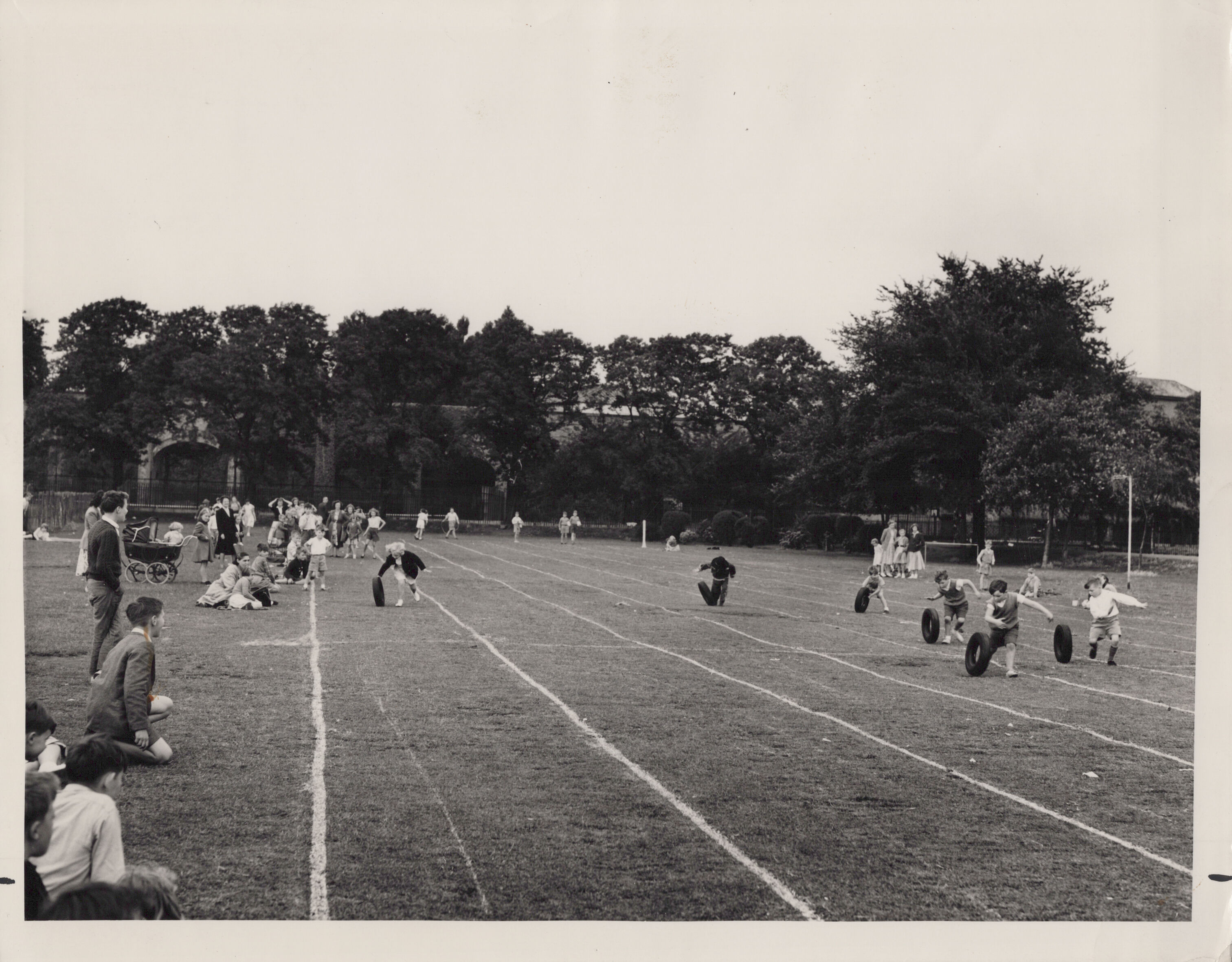 Organised games, King George's Park. Children’s Tire Race