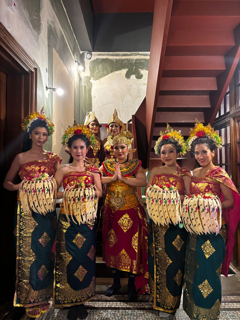A group of Indonesian dancers in traditional costume