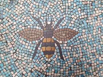 Mosaic Floor Bee Detail