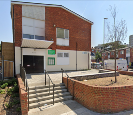 Building front of Alton Community Centre.