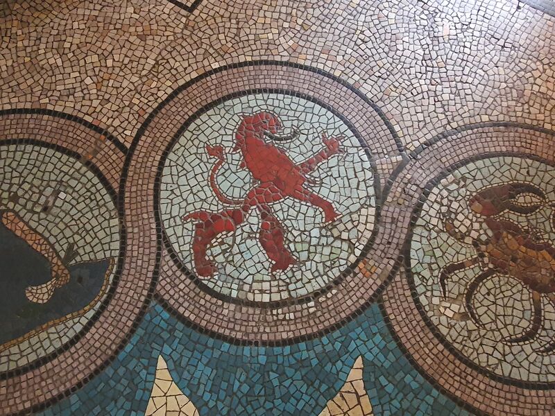 Hotel Russell entrance mosaics