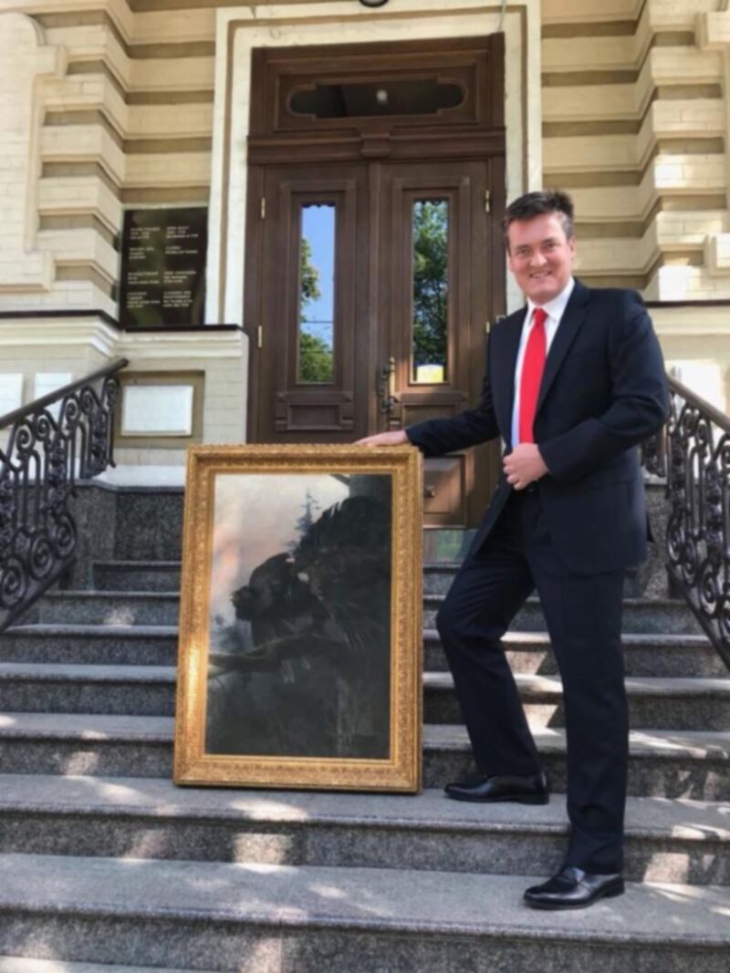  “Donation to the museum and exhibition organization”