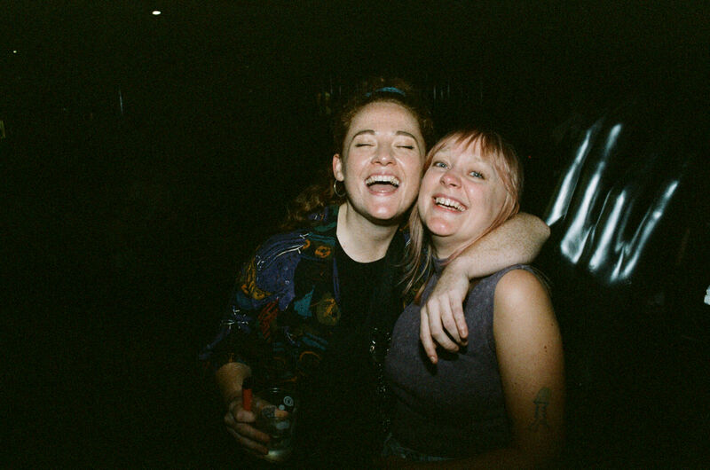 The 2 hosts Sophie and Moa smiling at the camera and embracing