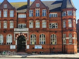 Battersea Library exterior