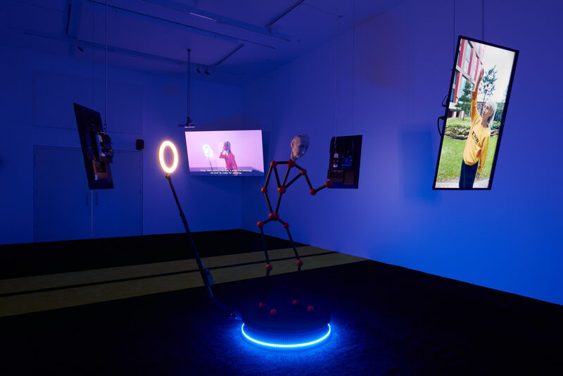 Nina Davies, Precursing, 2023, installation view, Matt's Gallery