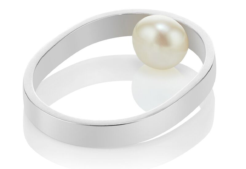 Sterling Silver Freshwater Pearl Ring 