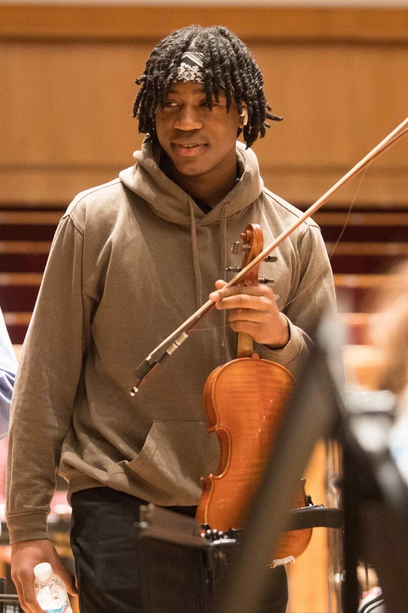 Main Orchestra violinist