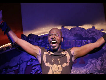 5/5 stars Guarding rated artist, LEKIDDO - Lord of The Lobsters! peforming Lobsterliciously Live